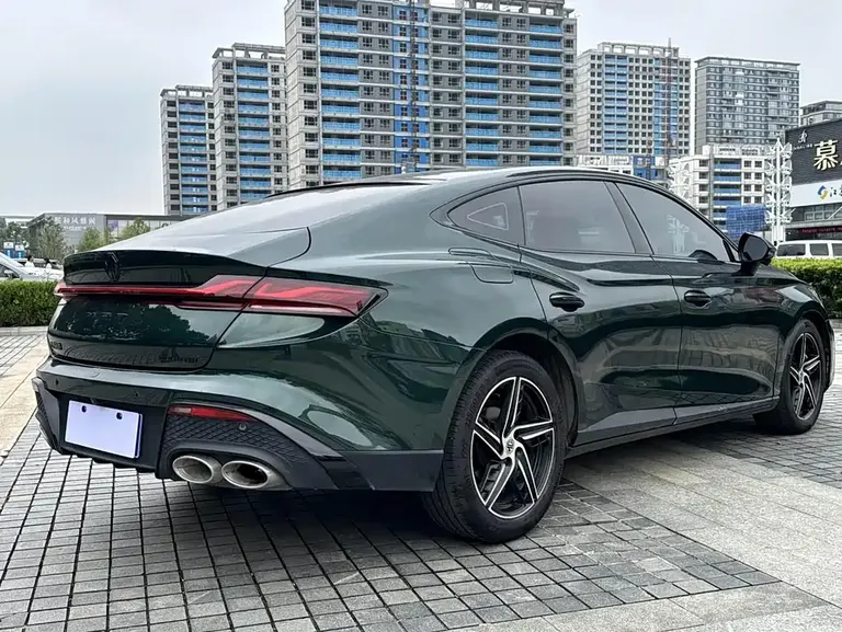 MG7 1.5 T DCT Supreme Beauty Luxury