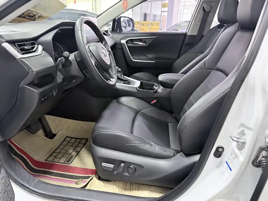 Wildlander 2.0 L CVT 4 WD Luxury