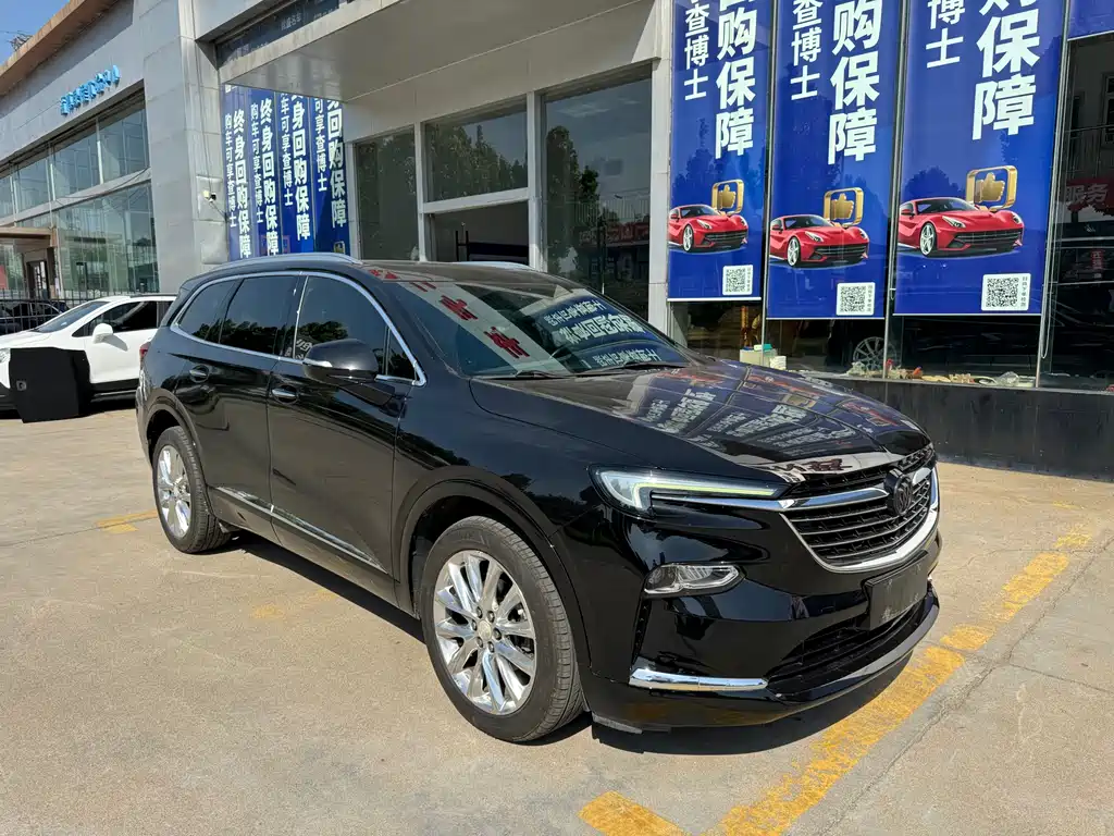 Enclave 28 T 4 WD Flagship