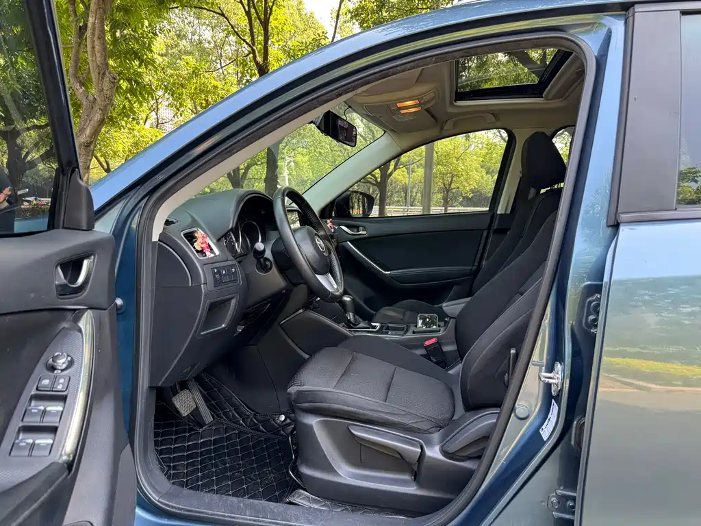 Mazda CX-5 2.0 L Auto 2 WD Urban