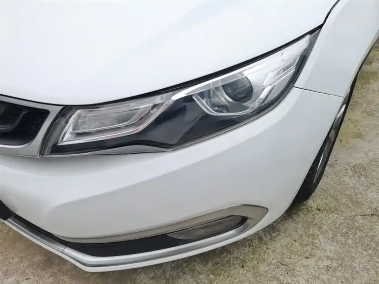 Geely Emgrand GL 1.8 L Manual Elite