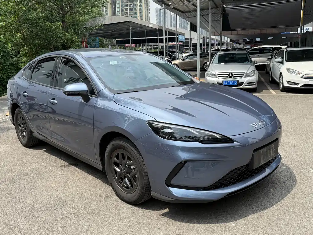Seal 05 DM-i DM-i Smart Drive 55 KM Luxury