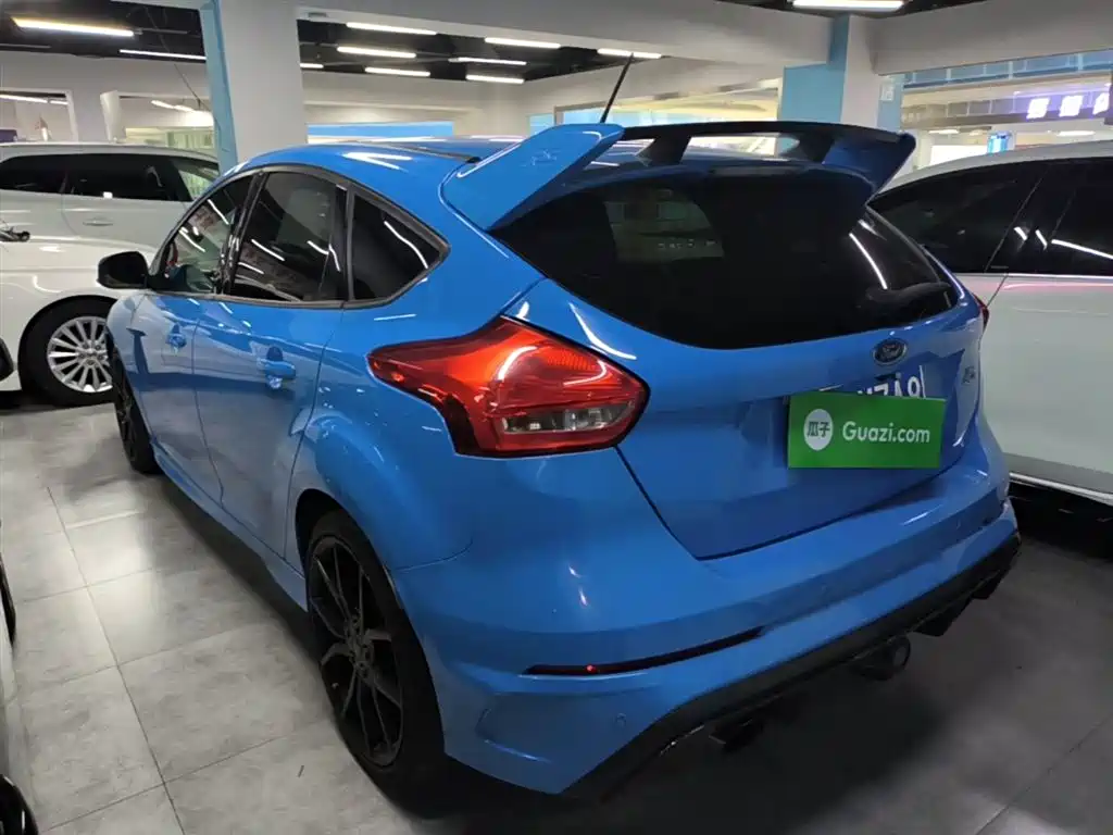 Focus (Import) 2.3 T RS Track