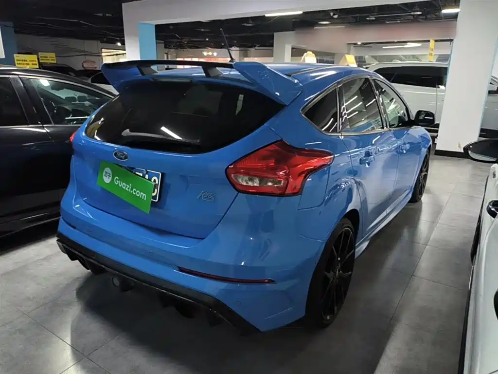 Focus (Import) 2.3 T RS Track