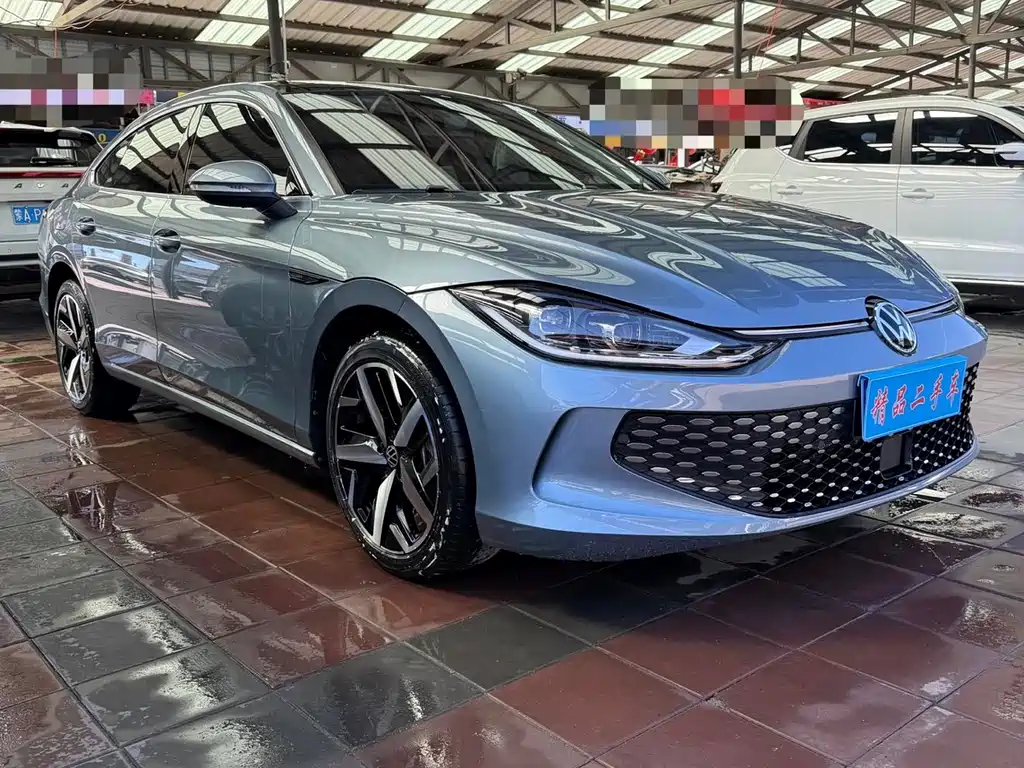 Lamando Lamando L 280 TSI DSG Spicy Cool