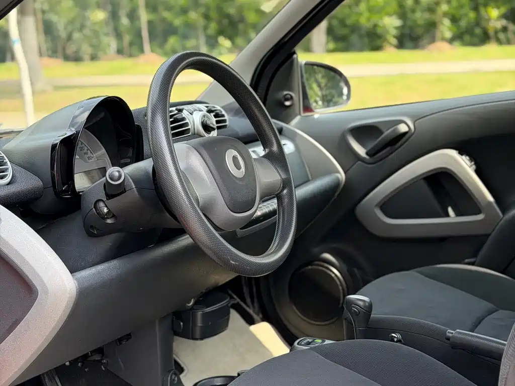 smart fortwo 1.0 MHD Hardtop Standard