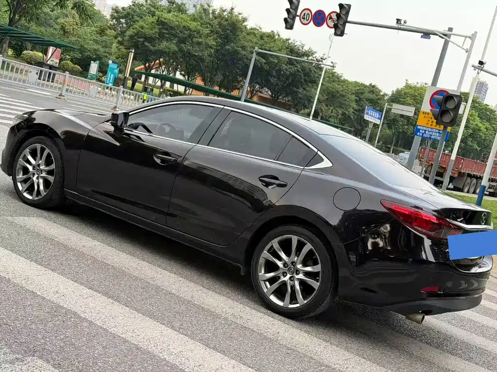Atenza 2.5 L Blue Sky Sport CN-V