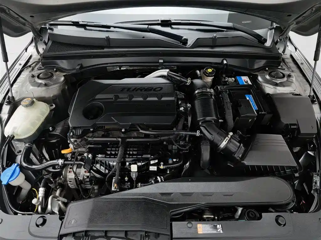 Kia K5 380 T GT-Line Flagship