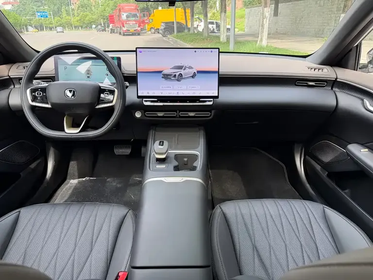 Changan Eado 逸动 2026款 第四代 1.5 T 500 Bar 智享型