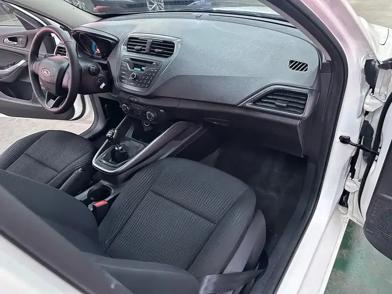 Ford Escort 福睿斯 2019款 改款 1.5 L 手动质享型（胎压监测） 国VI
