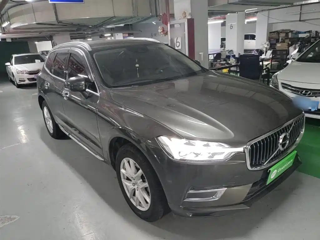 Volvo XC60 T5 4 WD Smart Ease CN-VI