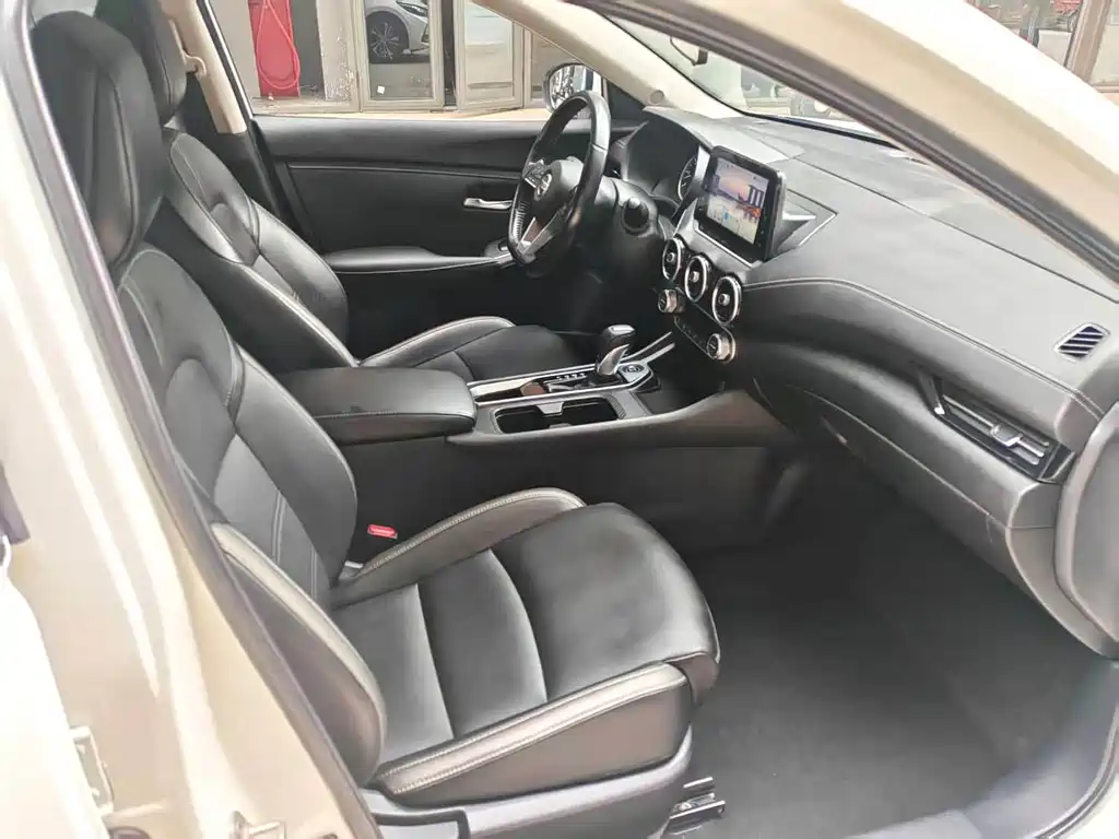 Sylphy 1.6 L XL CVT Joy