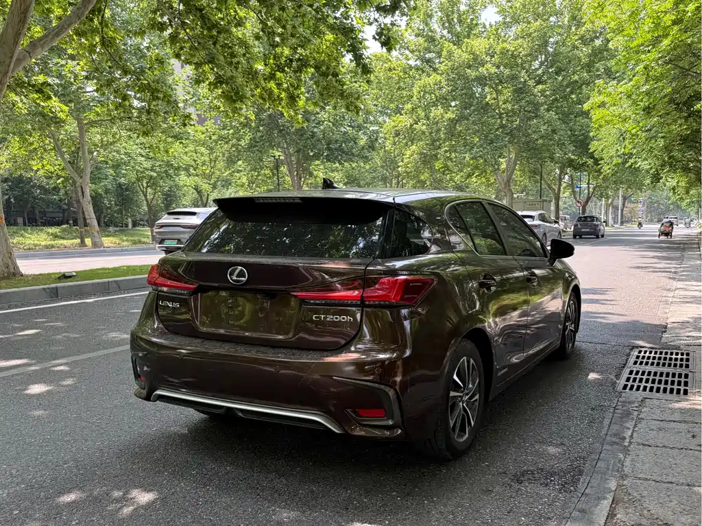 Lexus CT CT200 h Elite Mono CN-V