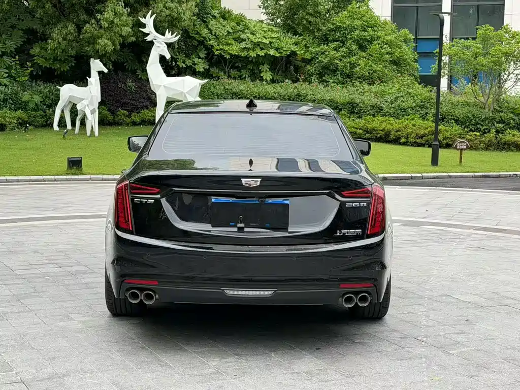 Cadillac CT6 28 T Style