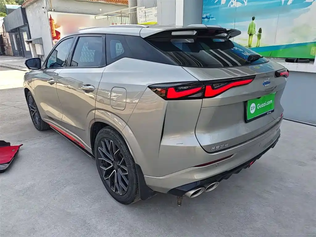 Changan Oshan Z6 Blue Whale 1.5 T DCT Smart Leading