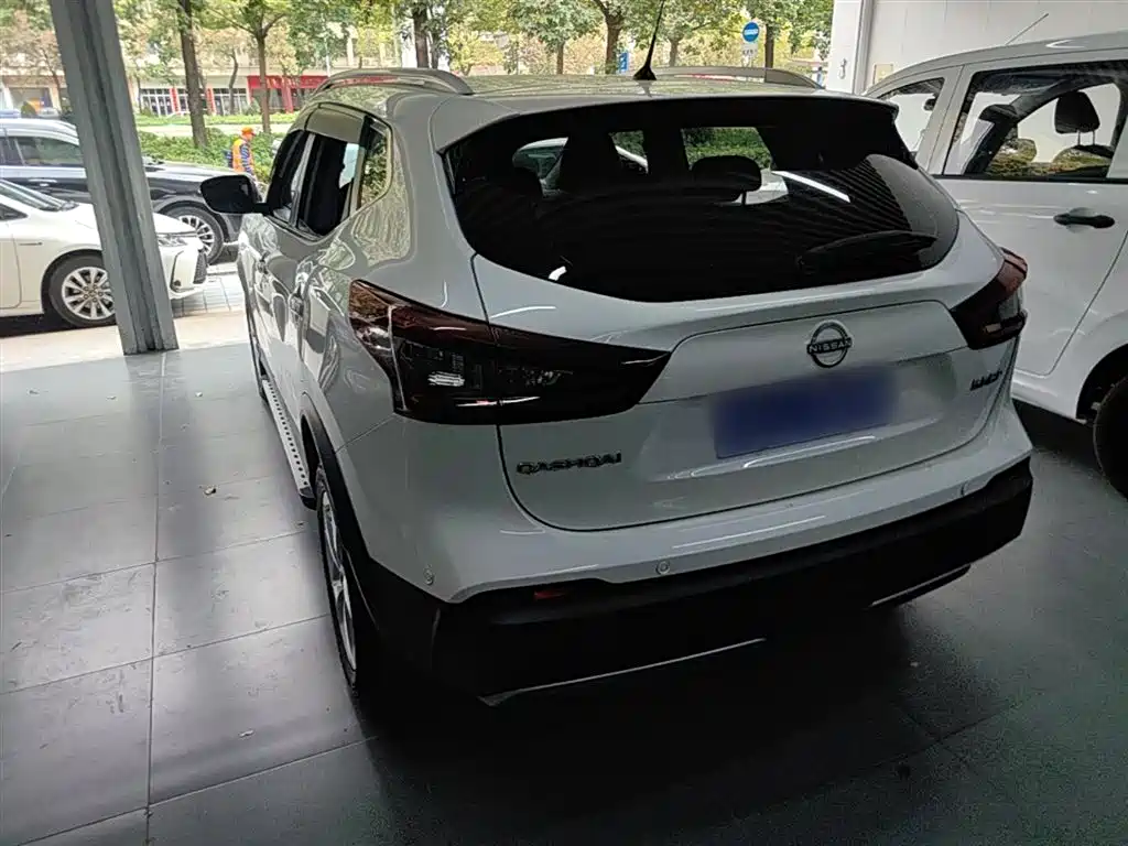 Qashqai Classic 2.0 L CVT XV Comfort