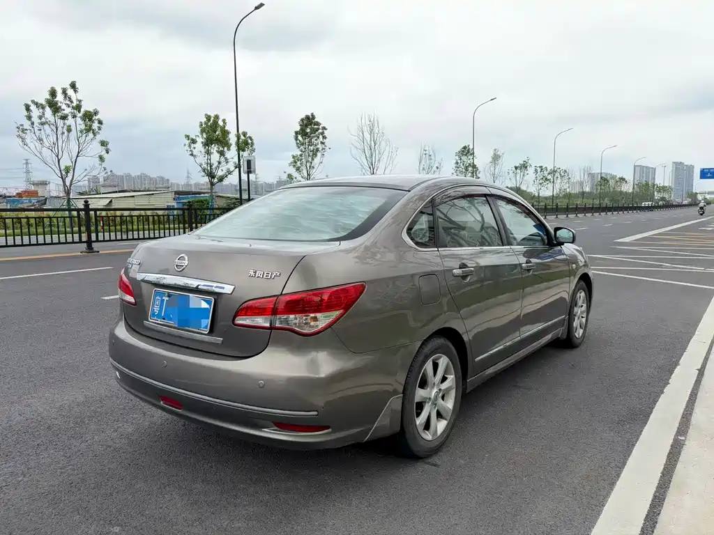 Sylphy 1.6 XL Auto Luxury Sunroof