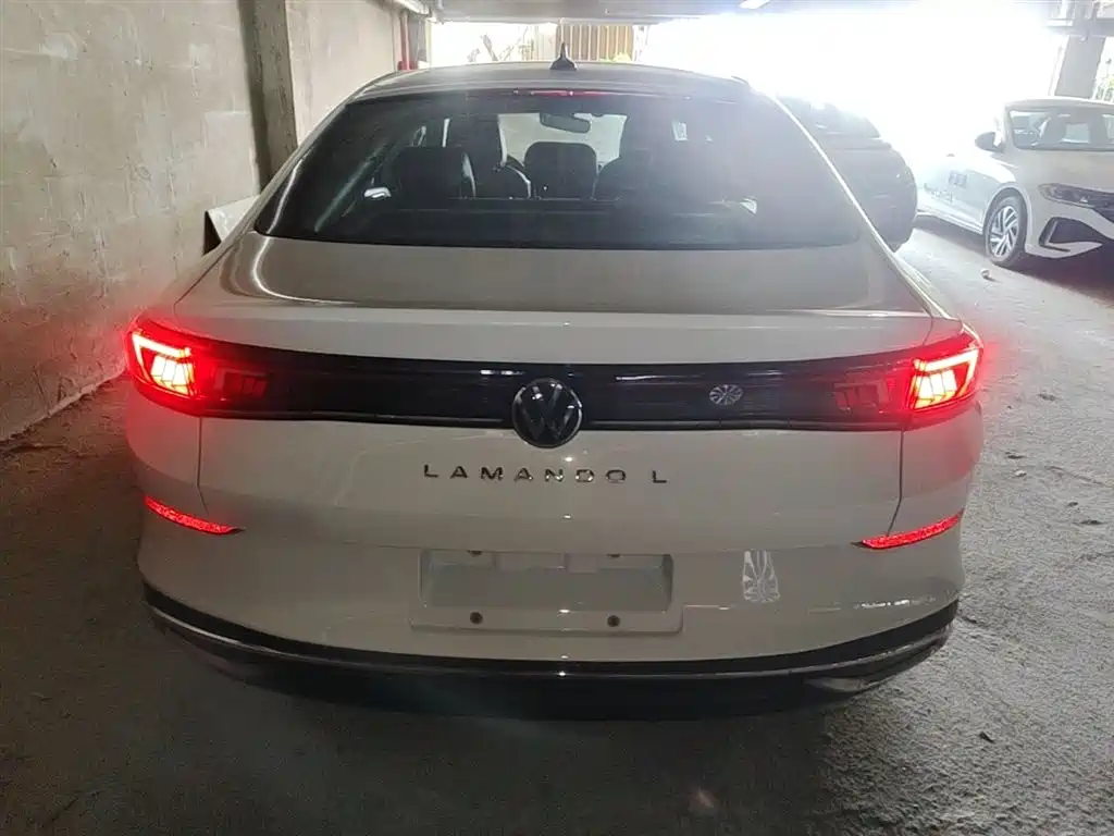 Lamando Lamando L 280 TSI DSG Spicy Cool