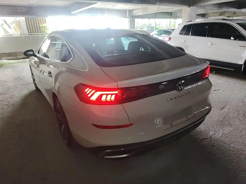 Lamando Lamando L 280 TSI DSG Spicy Cool