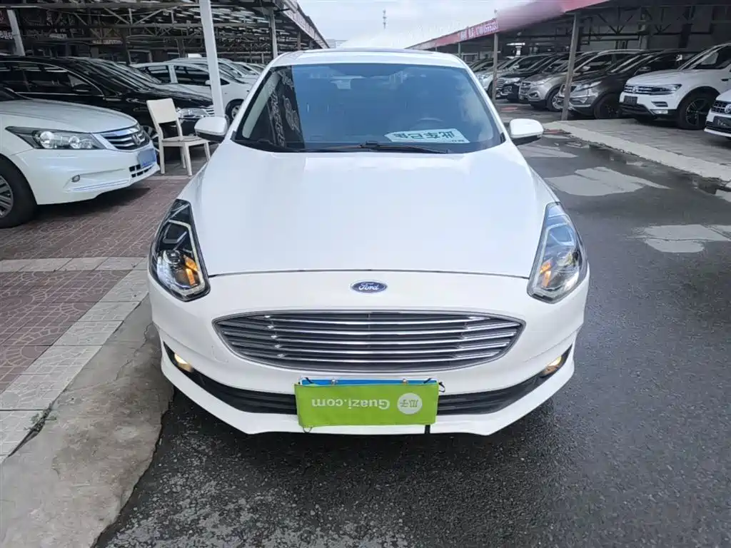 Escort Facelift 1.5 L Auto Joy CN-VI