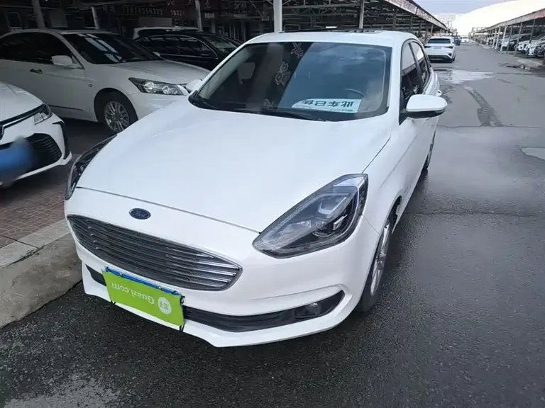 Ford Escort Facelift 1.5 L Auto Joy CN-VI