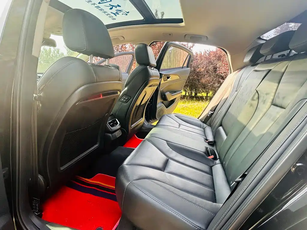 Hongqi H5 Classic 1.8 T Auto Connected Flagship Enjoyment