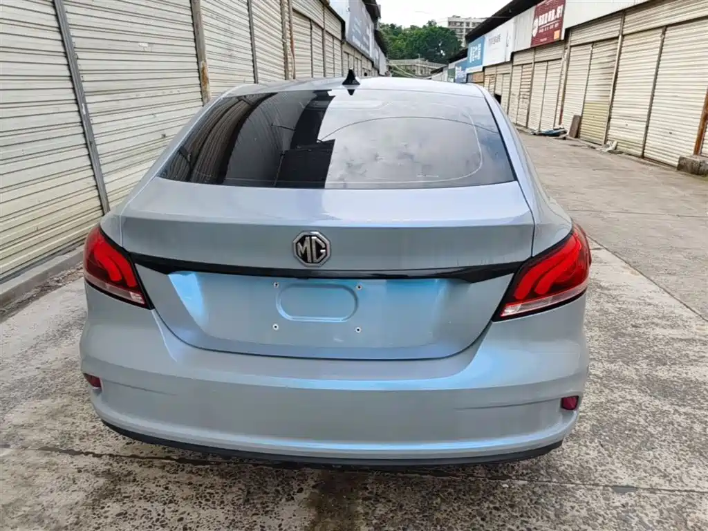 MG6 20 T Auto Trophy Competition + Sport Racing Package