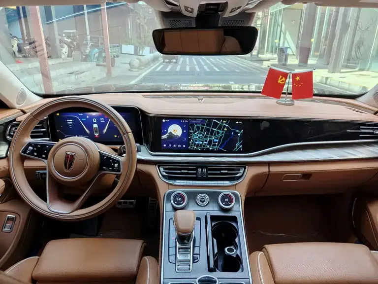 Hongqi H9 2.0 T Connected Flagship Enjoyment