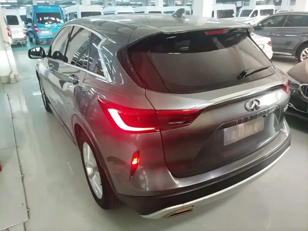 Infiniti QX50 2.0 T 2 WD Elite