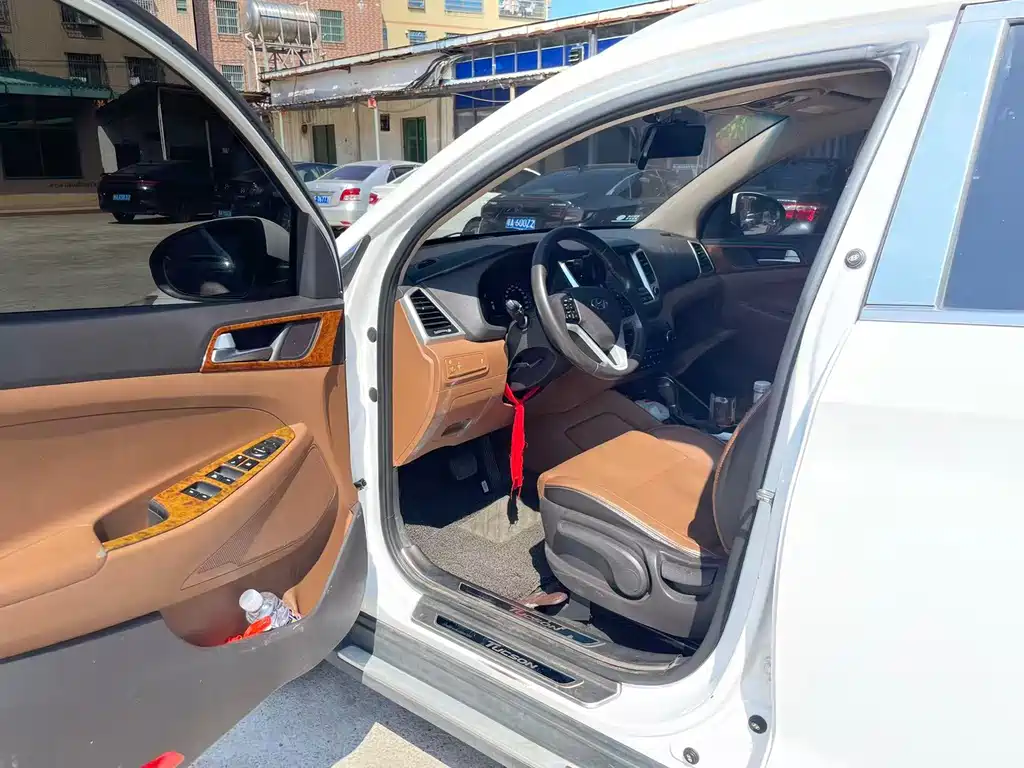 Tucson 1.6 T DCT 2 WD Intelligent