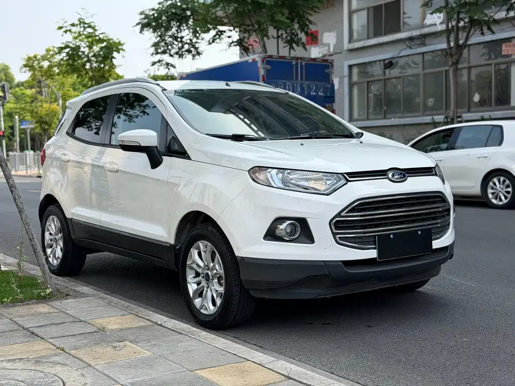EcoSport 1.5 L Auto Distinguished