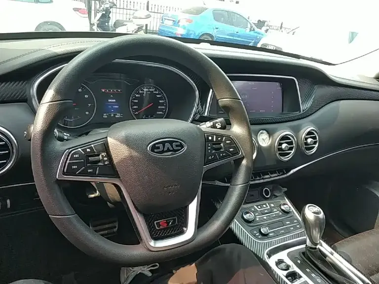 JAC Refine S7 瑞风S7 2018款 超级版 251 T 自动至尊型 5座