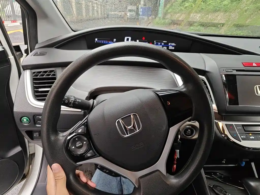 Jade 1.8 L Auto Comfort 5-seat