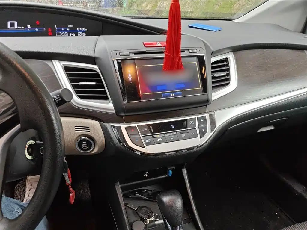 Jade 1.8 L Auto Comfort 5-seat