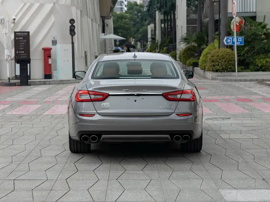 Quattroporte 3.0 T Standard