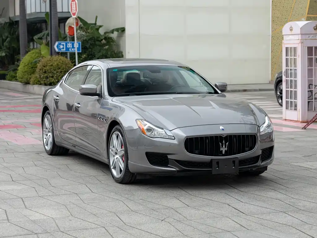 Quattroporte 3.0 T Standard