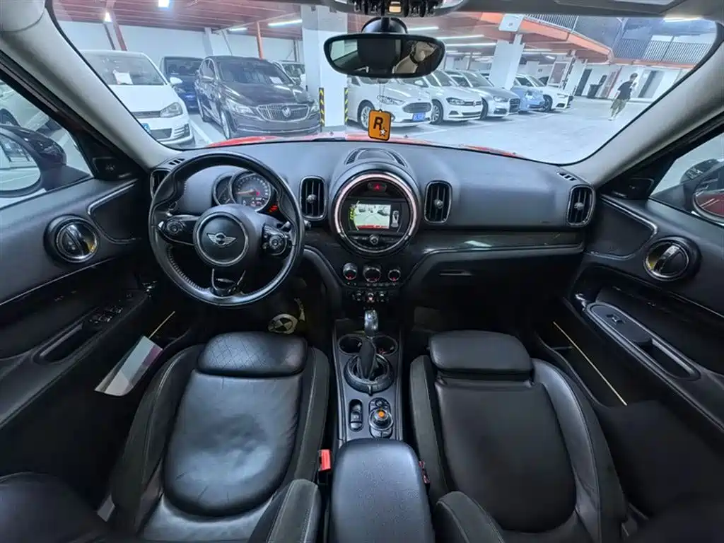 MINI COUNTRYMAN 2.0 T COOPER S ALL4 Traveller