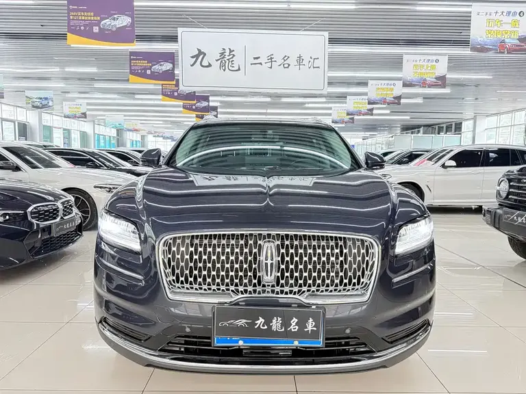 Lincoln Nautilus 2.0 T 4 WD Premium