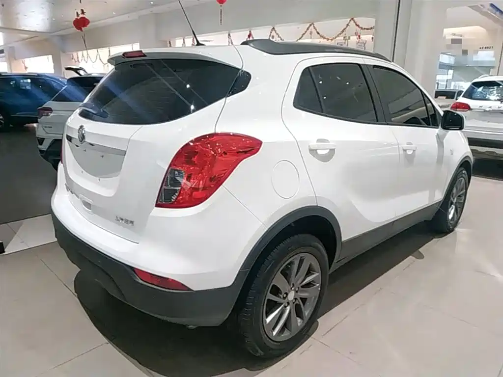 Encore 18 T Auto 2 WD Urban Leading