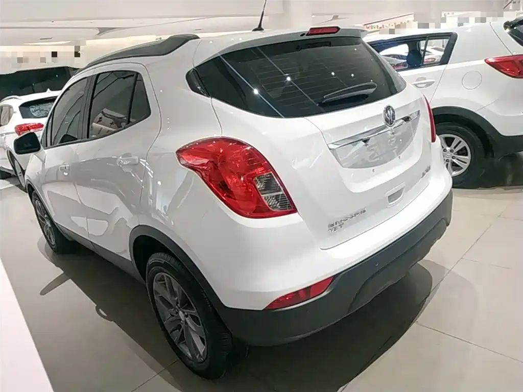 Encore 18 T Auto 2 WD Urban Leading