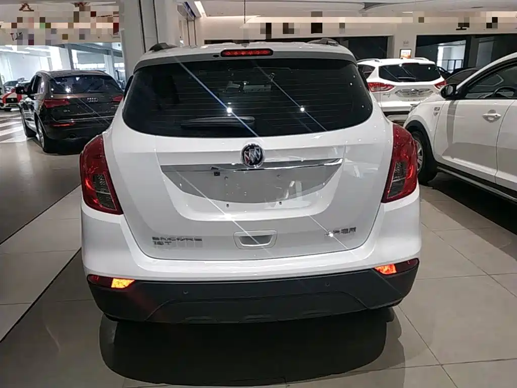 Encore 18 T Auto 2 WD Urban Leading