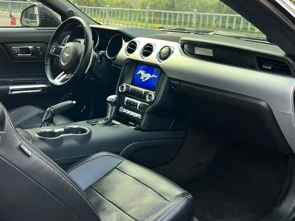 Mustang 2.3 L EcoBoost