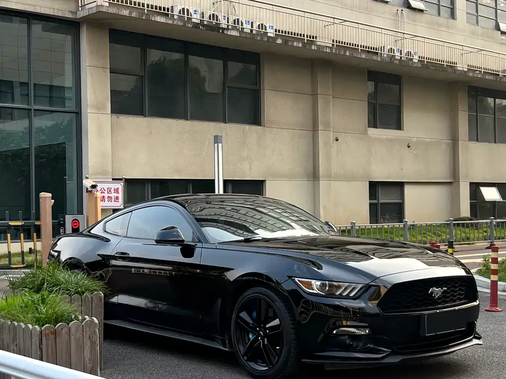 Mustang 2.3 L EcoBoost