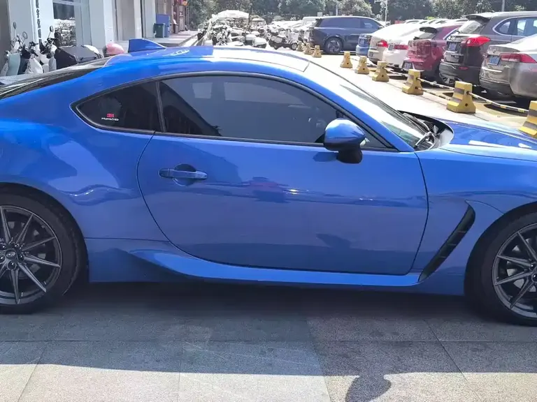Subaru BRZ 2.4 L Manual