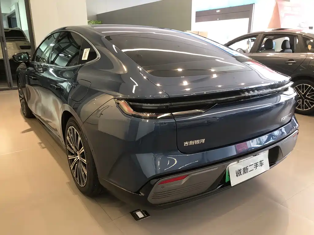 Galaxy Xingyao 8 130 km EM-i Flagship