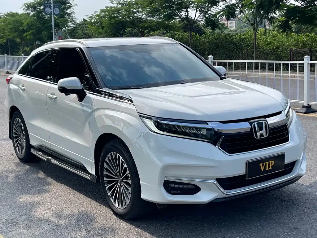 Avancier 370 TURBO 2 WD Luxury