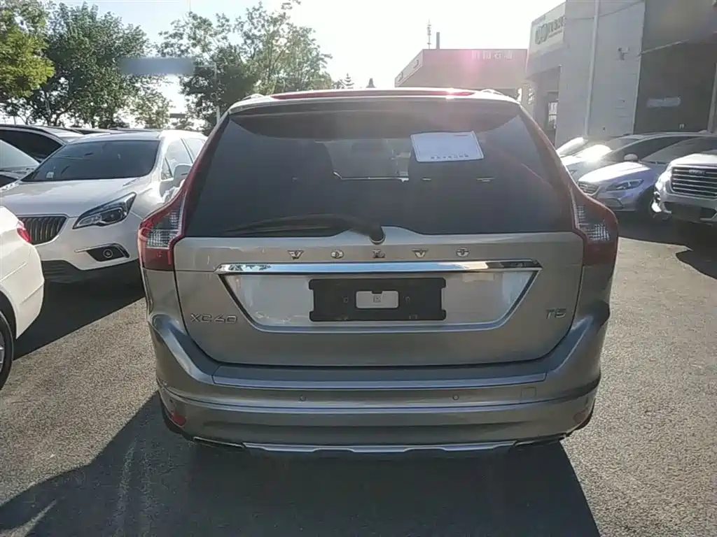 Volvo XC60 T5 Smart Travel