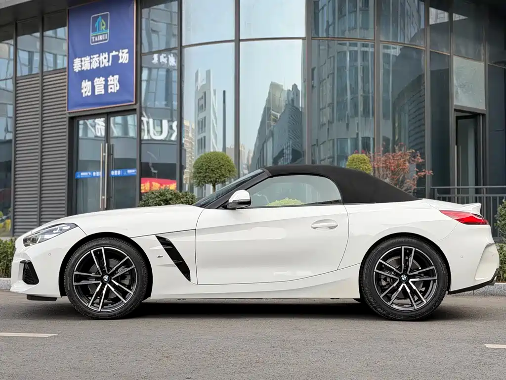 BMW Z4 sDrive 25 i M Sport Package