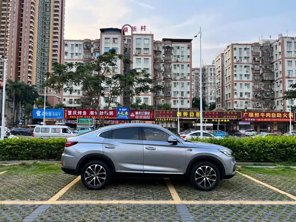 Changan CS85 Coupe 1.5 T DCT Motion CN-VI
