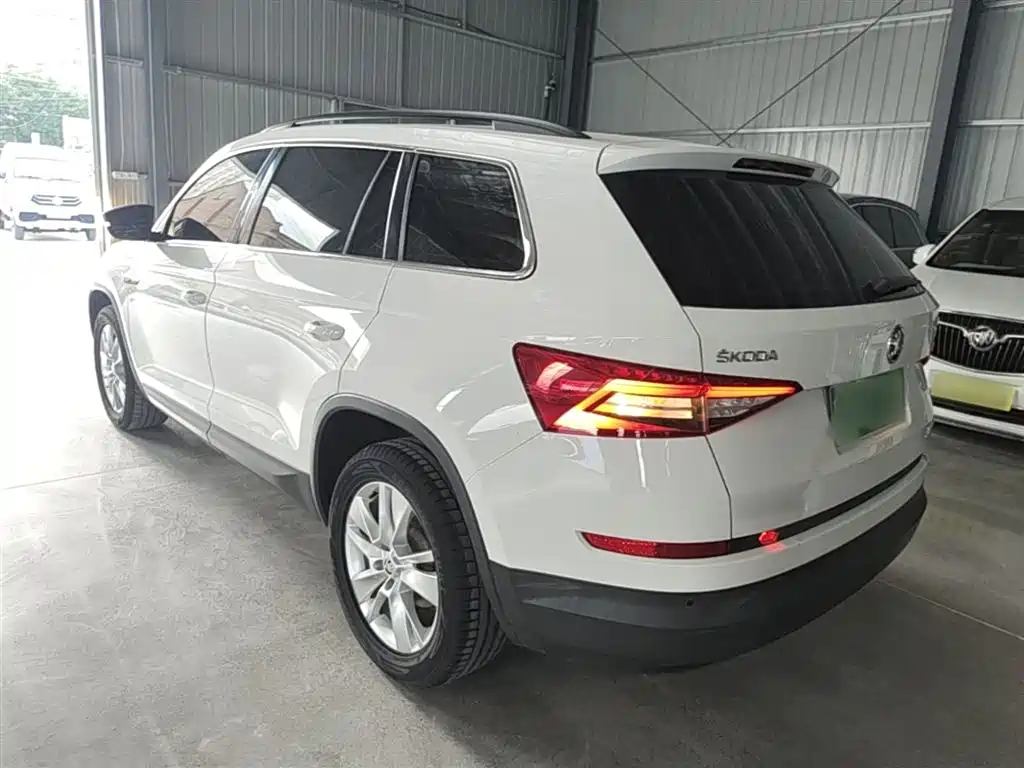 Kodiaq TSI330 5-seat 2 WD Standard